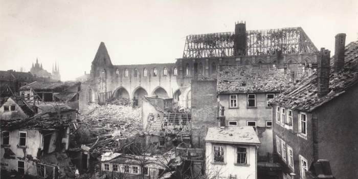 Gedenken an die Zerstörung der Barfüßerkirche vor 76 Jahren
