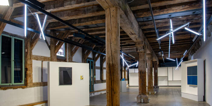 Minimalistische Kunstschau in der Galerie Waidspeicher verlängert
