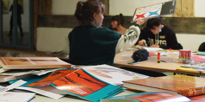 Mode als Teil der eigenen Identität – Workshopangebot für Schulklassen in der Galerie Waidspeicher