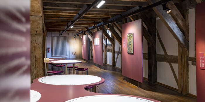 Interner Verweis: Hamsa eröffnet in der Galerie Waidspeicher