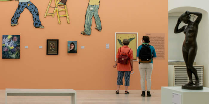 Interner Verweis: Führungen durch die Sonderausstellung „FlowerPower. Die Kunst, mit Blumen zu sprechen“