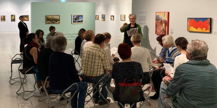 Interner Verweis: Tea Time with Barbara – Paintings and Drawings – Look, describe and discuss