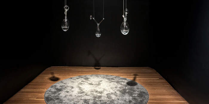 Interner Verweis: Ausstellungseröffnung „More Planets Less Pain. Konstellationen künstlerischer Forschung"