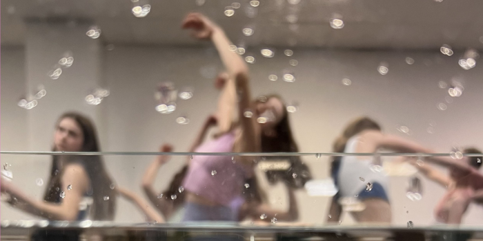 Interner Verweis: „Under the surface“ - Tanztheaterstück von Jugendlichen zum Schutze des Meeres