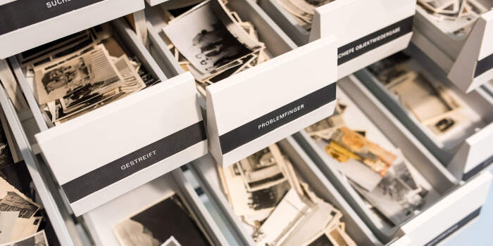 Künstlerin Anke Heelemann stellt ihre „Fotothek“ vor