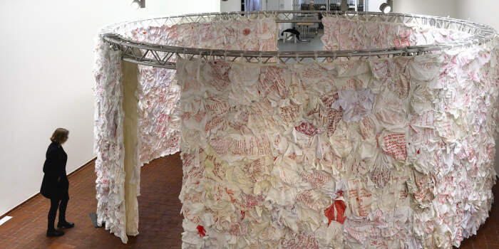 Lesung „Stimmen der Blusen“ in der Kunsthalle Erfurt