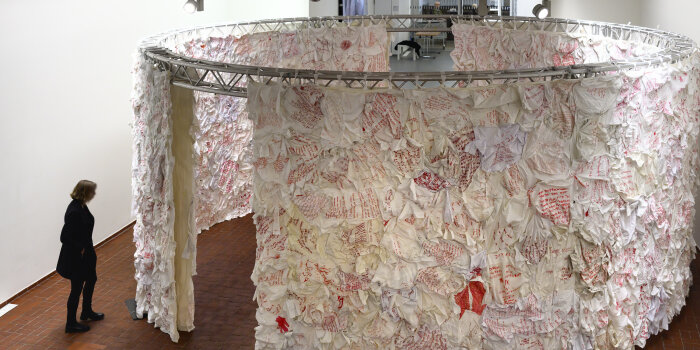 Interner Verweis: bis 31.05.2026, „Franziska Greber: Women in the Dark – Aufruhr des Schweigens“