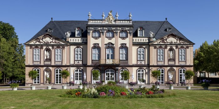 Barockes Schloss mit Park