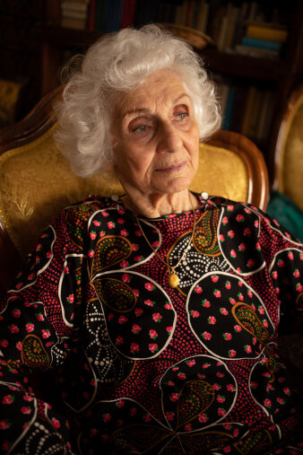 Portraitfoto von Éva Fahidi-Pusztai. 2019